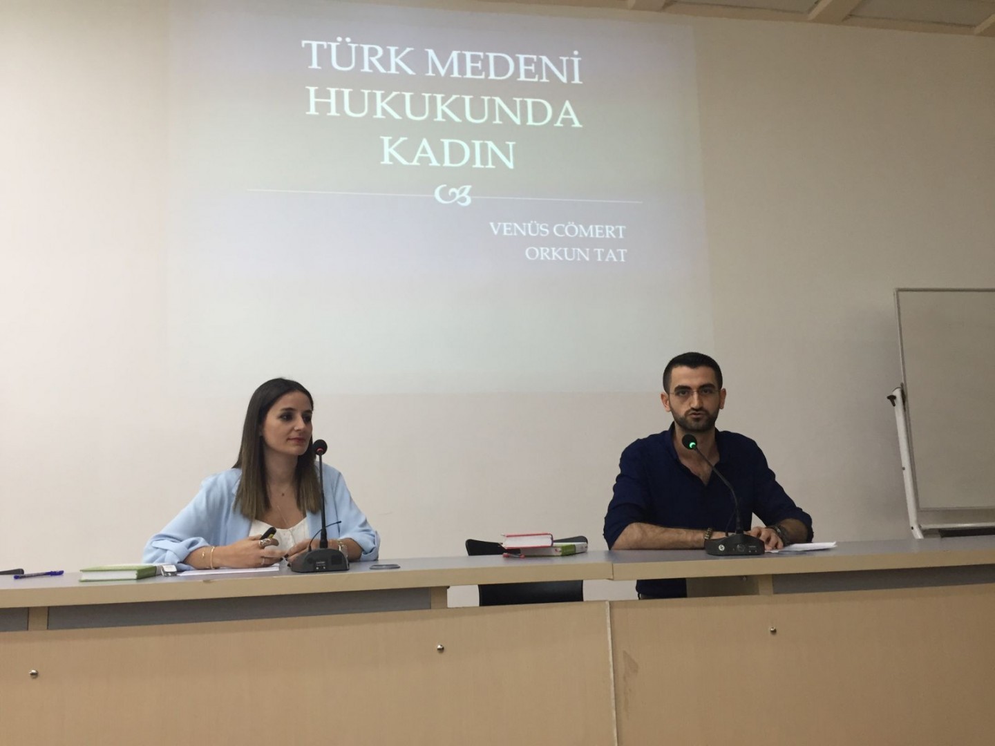 Öğretim Görevlilerimiz Venüs Cömert ve Orkun Tat "Türk Medeni Kanununda Kadın" başlıklı panele konuşmacı olarak katıldılar.